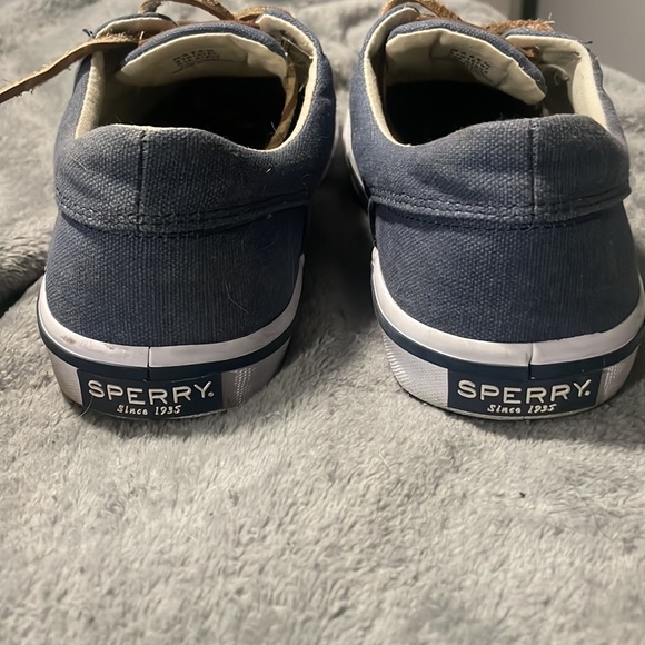 Sperry shoes - Picture 3 of 4